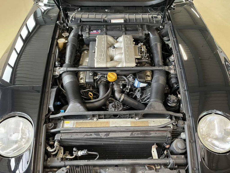 Porsche 928 GTS