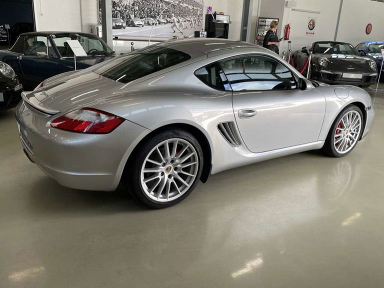 Porsche 987 Cayman S