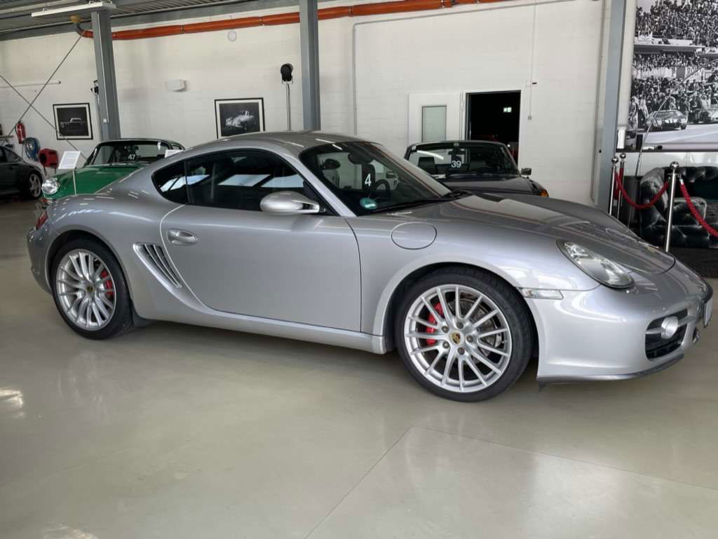 Porsche 987 Cayman S