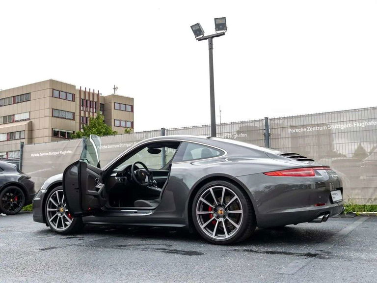 Porsche 991 Carrera 4S