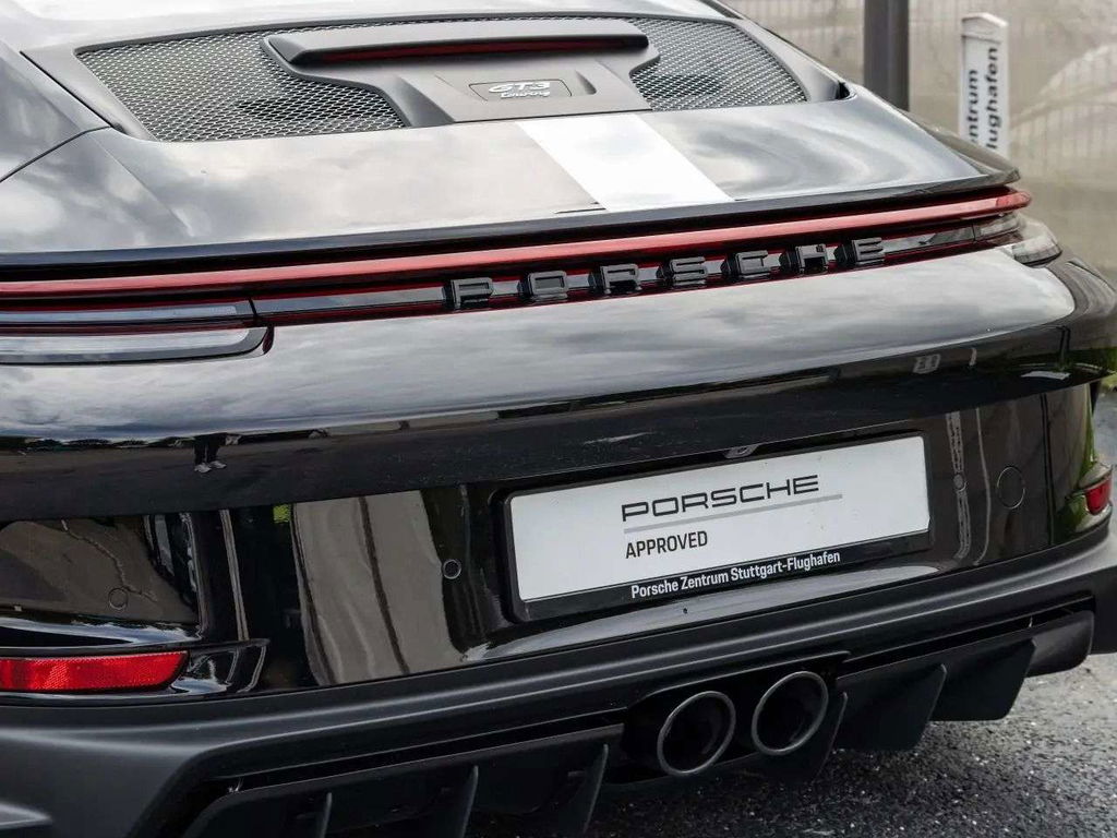 Porsche 992 GT3 Touring