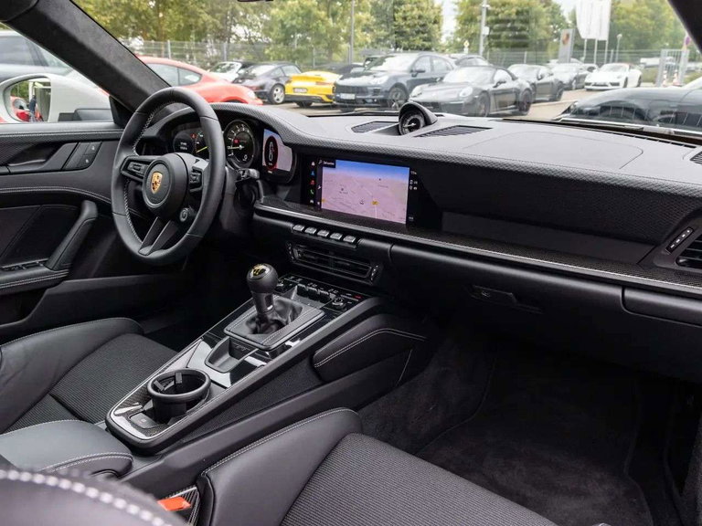 Porsche 992 GT3 Touring