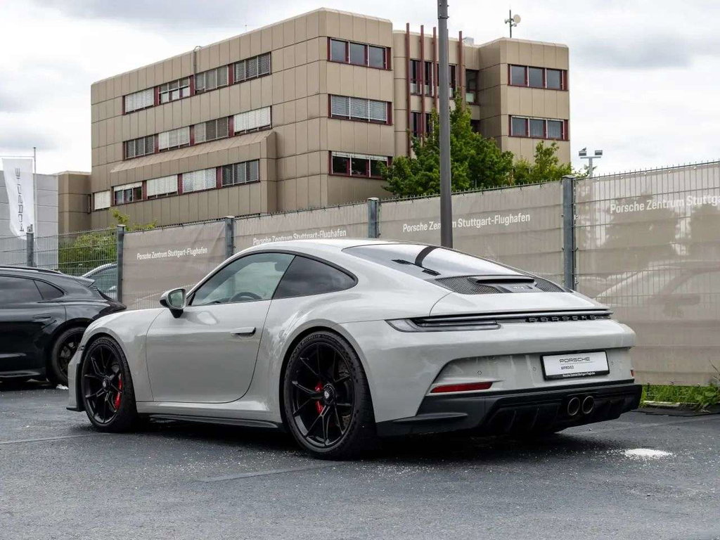 Porsche 992 GT3 Touring