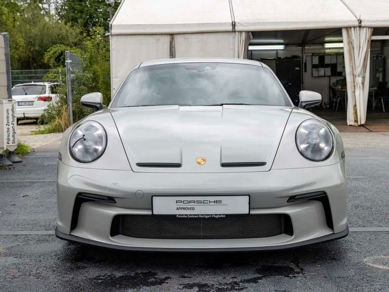 Porsche 992 GT3 Touring