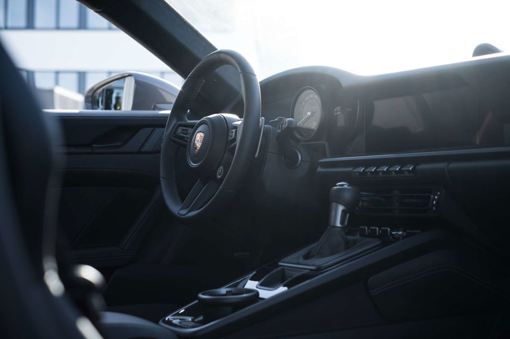 Porsche 992 GT3 Touring