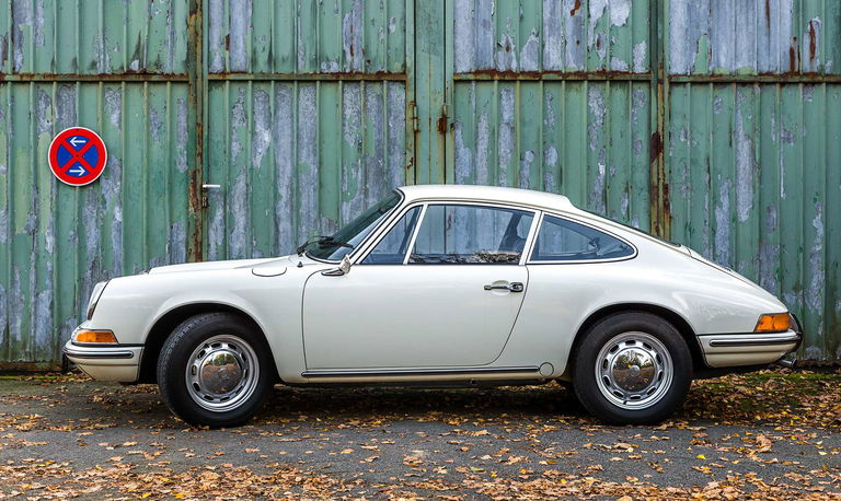 Porsche 911 T