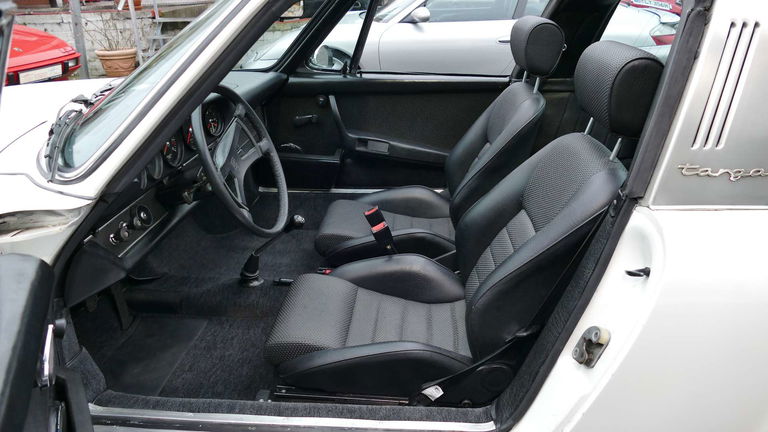 Porsche 911 S (F-Modell)