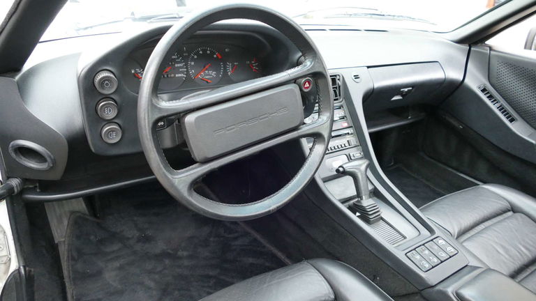 Porsche 928 S