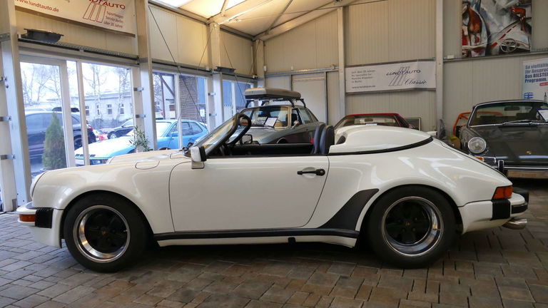 Porsche 911 Carrera 3.2 Speedster