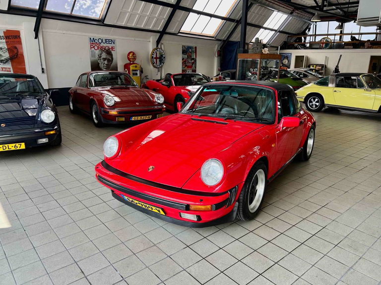 Porsche 911 Carrera 3.2 (US)