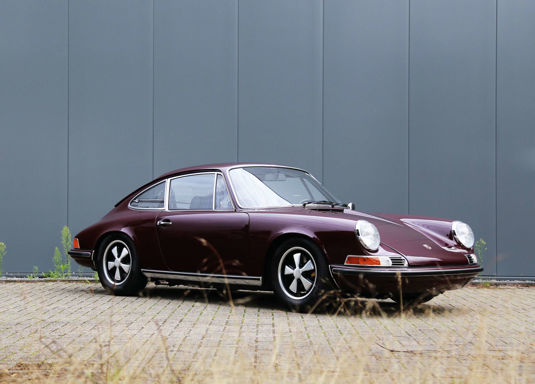 Porsche 911 S (F-Modell) 1970 - elferspot.com - Marketplace for