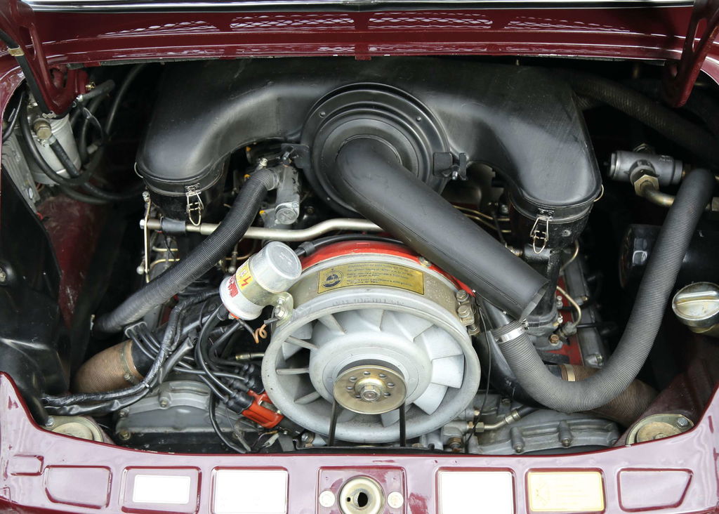 Porsche 911 S (F-Modell)