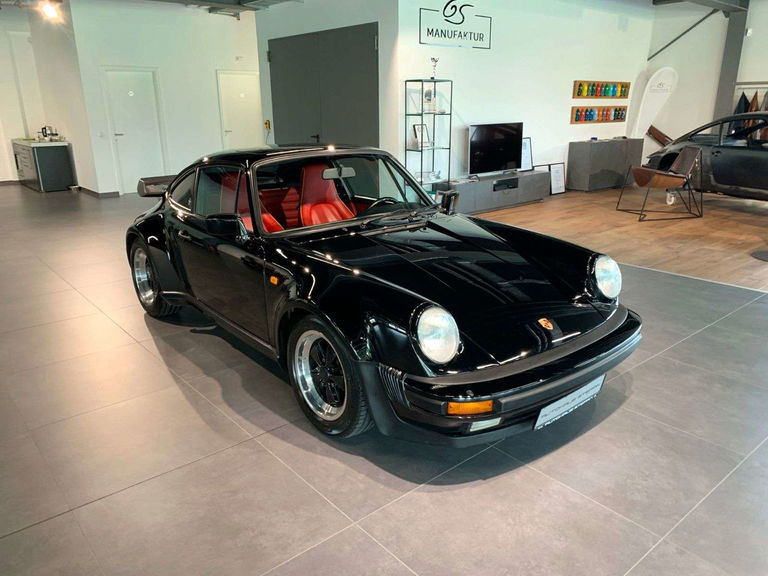 Porsche 911 Turbo 3.3