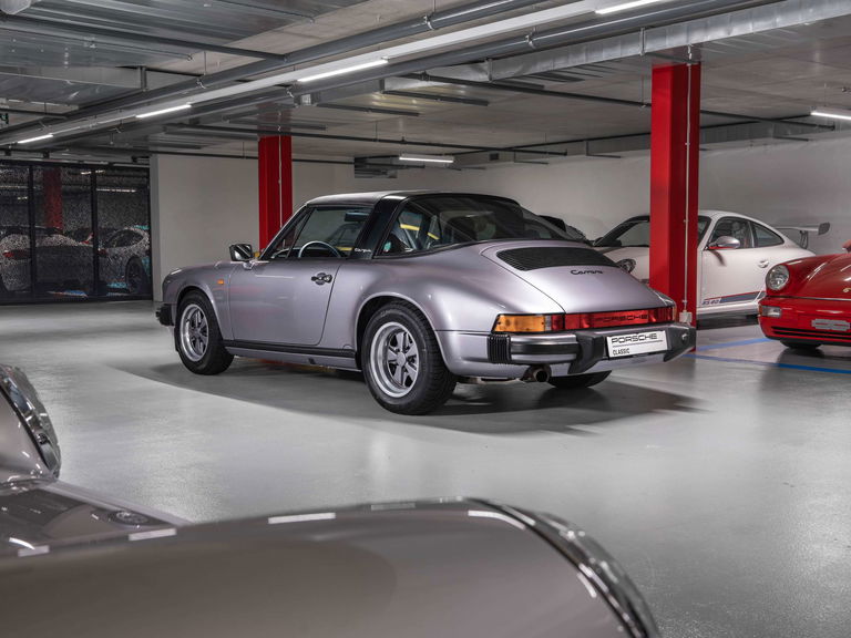 Porsche 911 Carrera 3.2