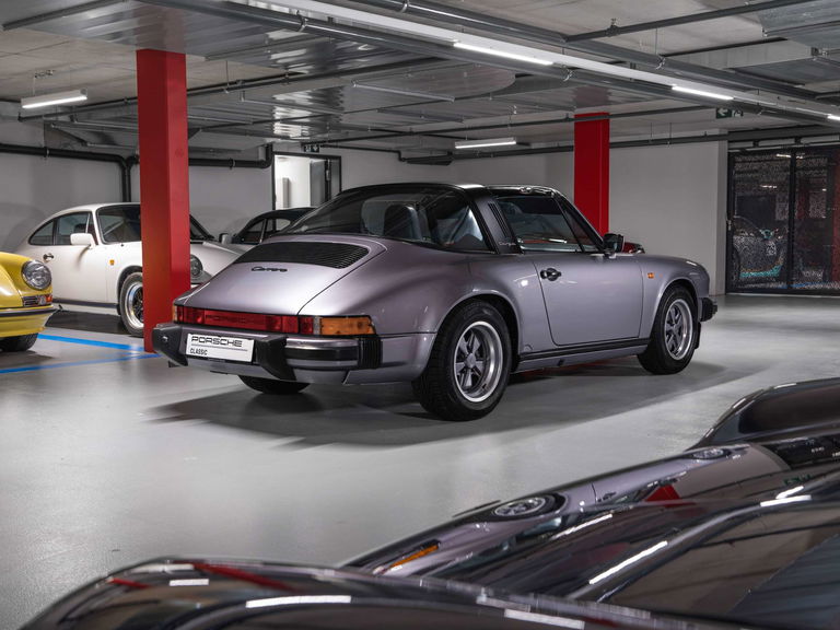 Porsche 911 Carrera 3.2