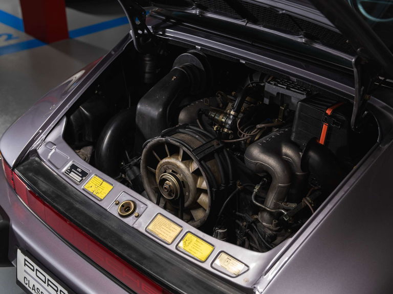 Porsche 911 Carrera 3.2