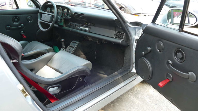 Porsche 964 Carrera RS