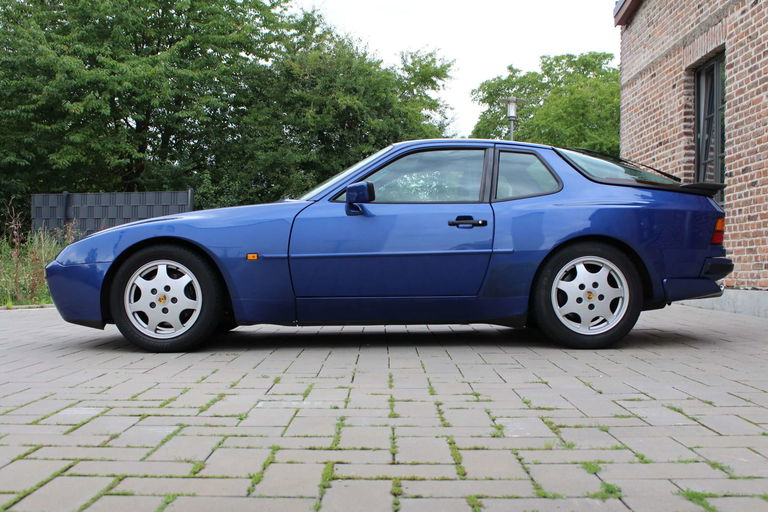 Porsche 944 S2 Coupé