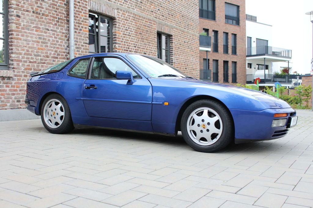Porsche 944 S2 Coupé