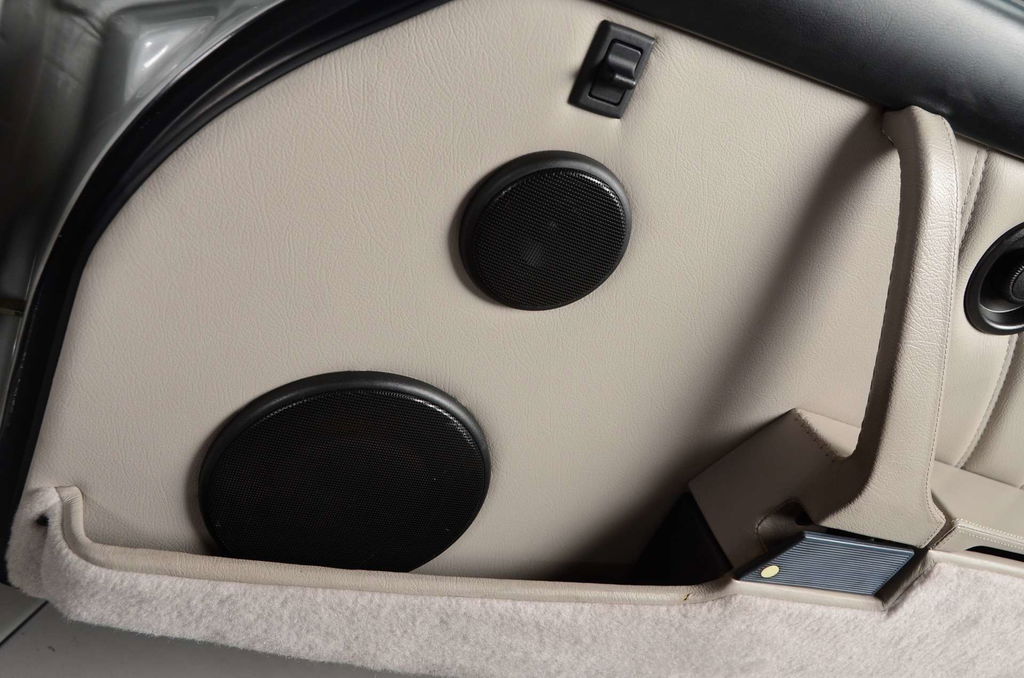 Porsche 911 Carrera 3.2 (US)