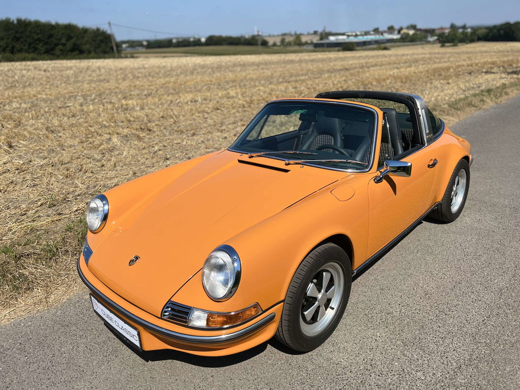 Porsche 911 Backdate