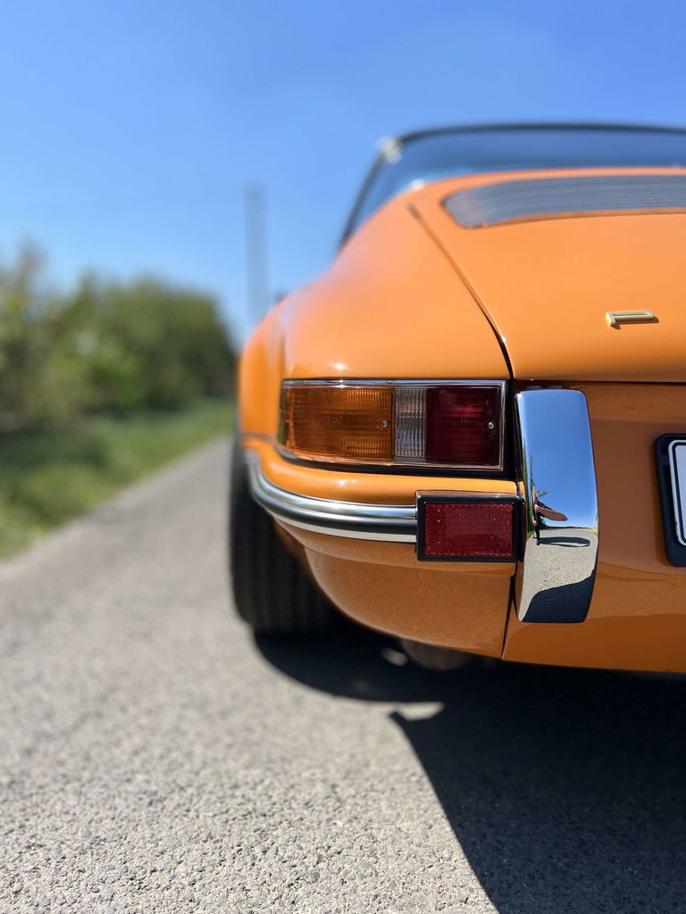 Porsche 911 Backdate