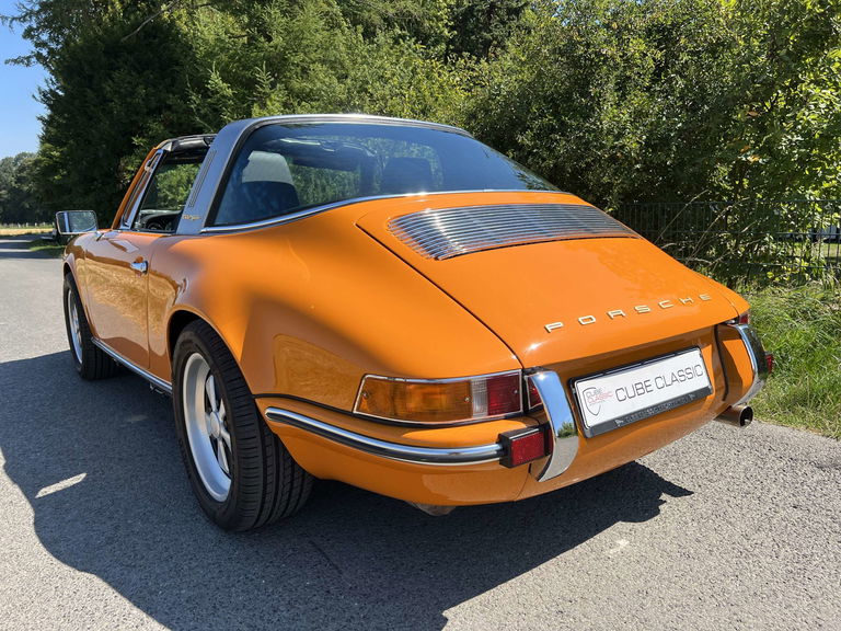 Porsche 911 Backdate