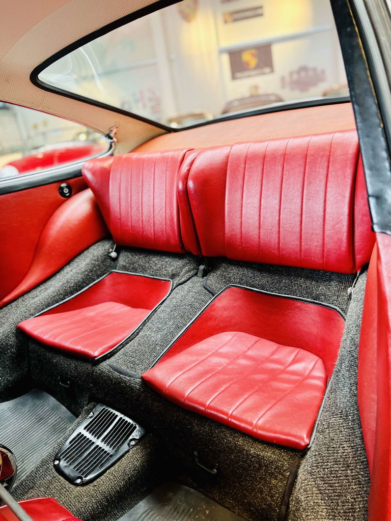 Porsche 911 (F-Modell)