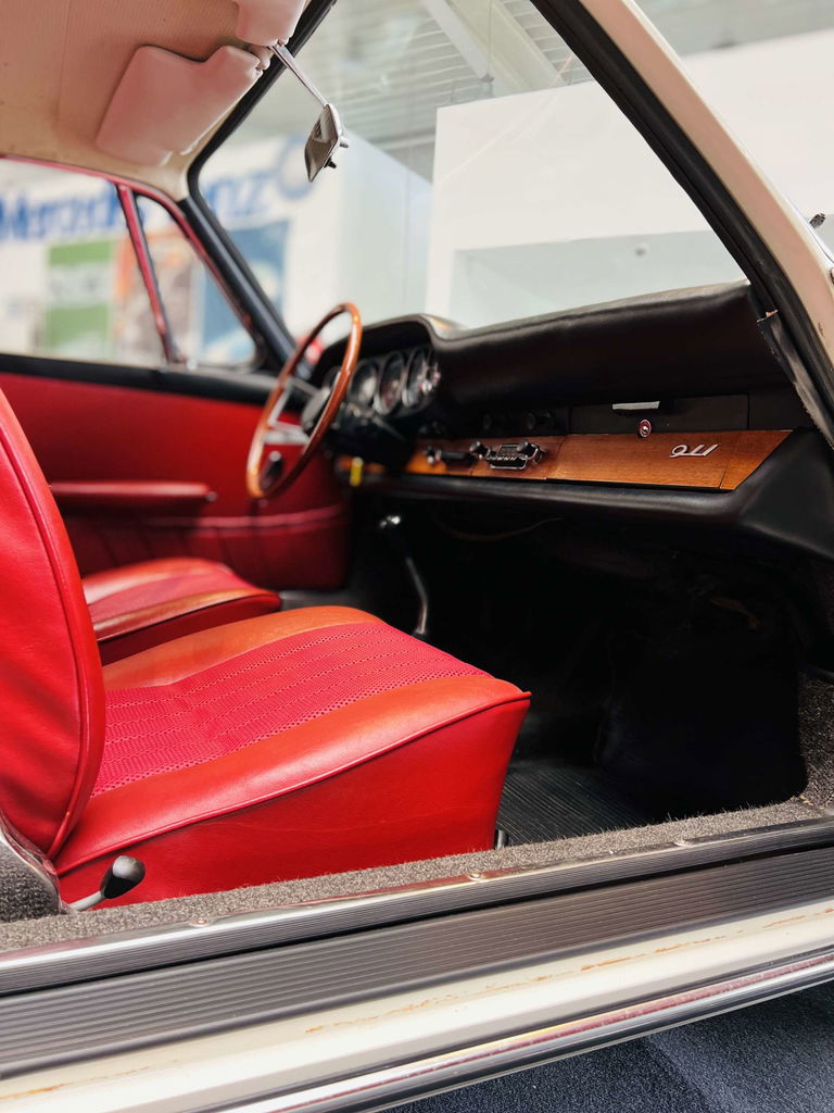 Porsche 911 (F-Modell)