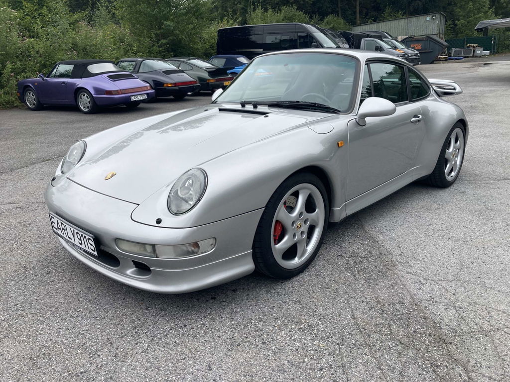 Porsche 993 Carrera 4S