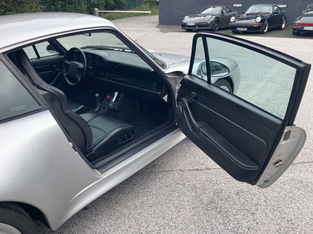 Porsche 993 Carrera 4S