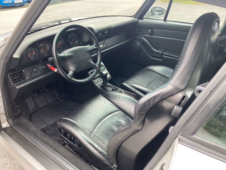 Porsche 993 Carrera 4S