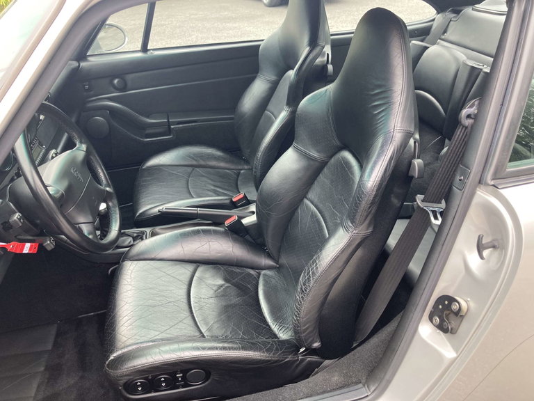 Porsche 993 Carrera 4S
