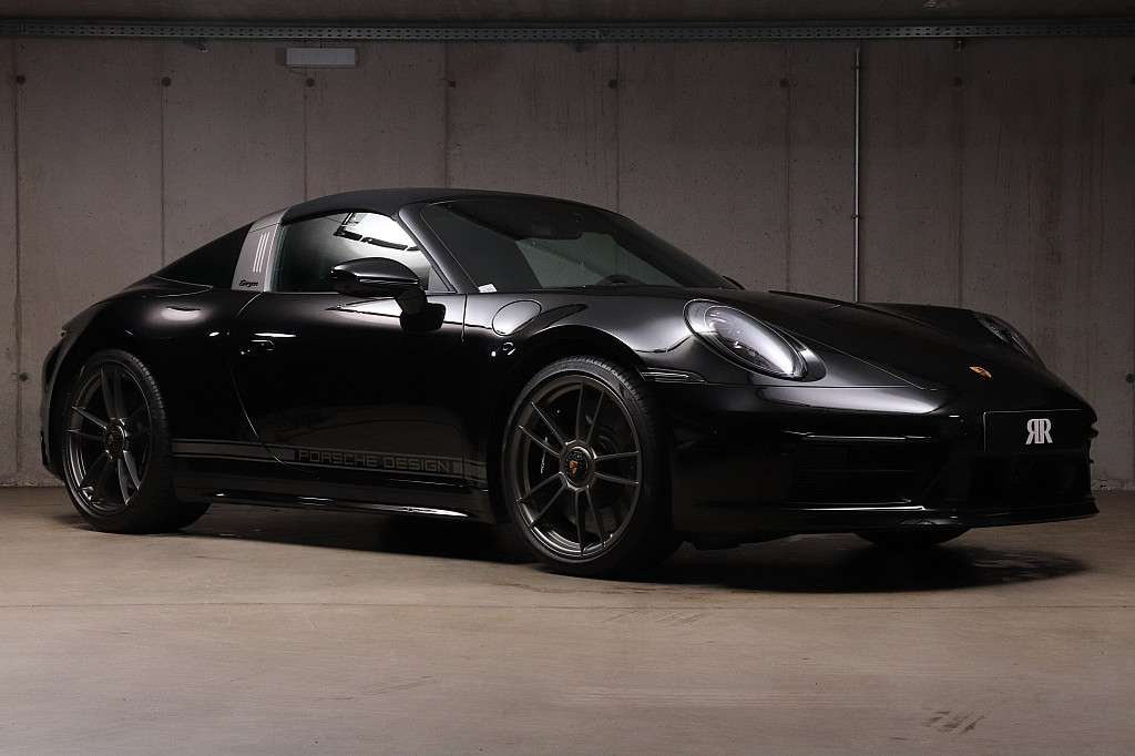 Porsche 992 Edition 50 Jahre Porsche Design