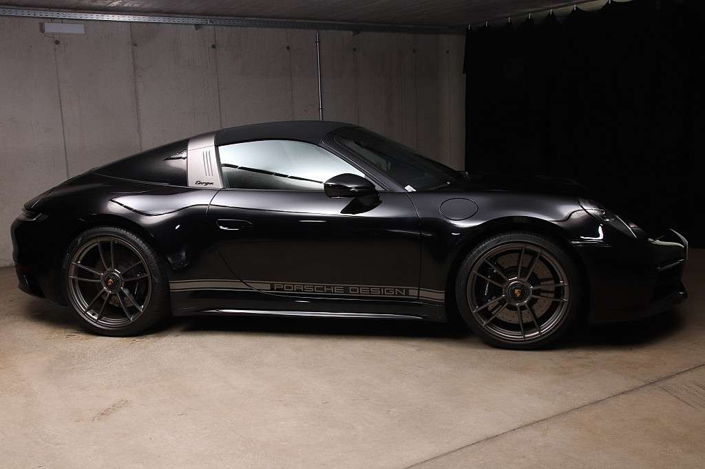 Porsche 992 Edition 50 Jahre Porsche Design
