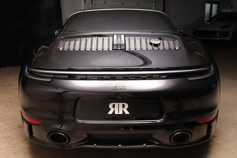 Porsche 992 Edition 50 Jahre Porsche Design
