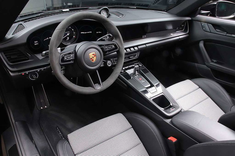Porsche 992 Edition 50 Jahre Porsche Design