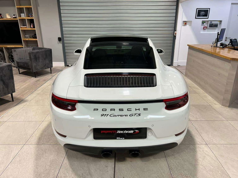 Porsche 991.2 Carrera GTS