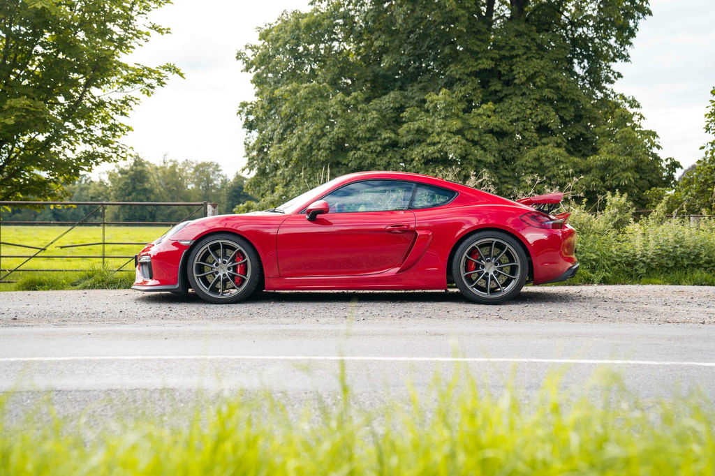 Porsche 981 Cayman GT4