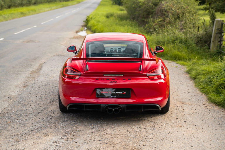 Porsche 981 Cayman GT4