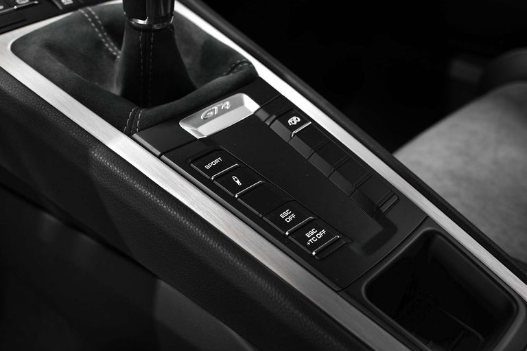 Porsche 981 Cayman GT4