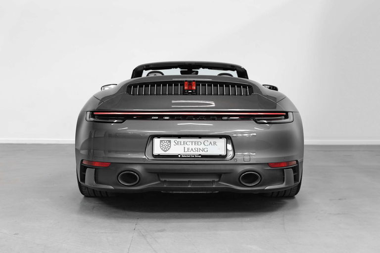 Porsche 992 Carrera 4S