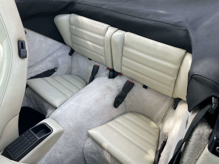 Porsche 964 Carrera 4