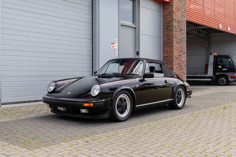 Porsche 911 Carrera 3.2