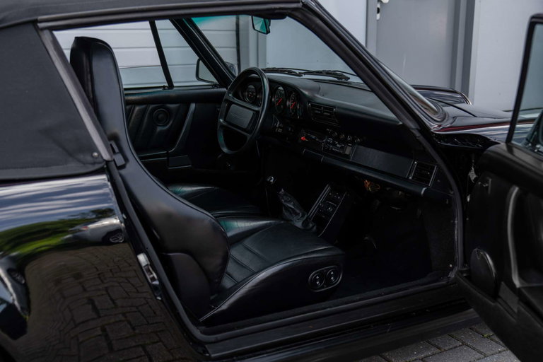 Porsche 911 Carrera 3.2