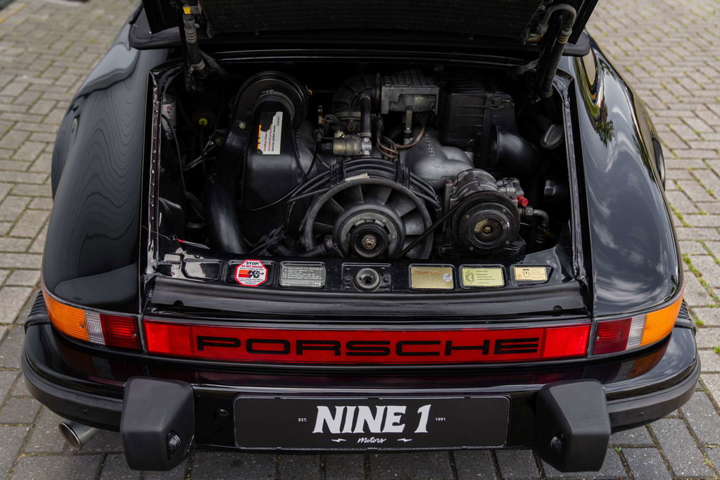 Porsche 911 Carrera 3.2
