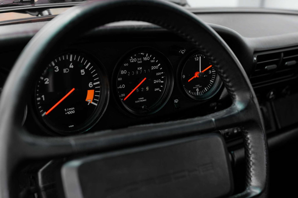 Porsche 911 Carrera 3.2