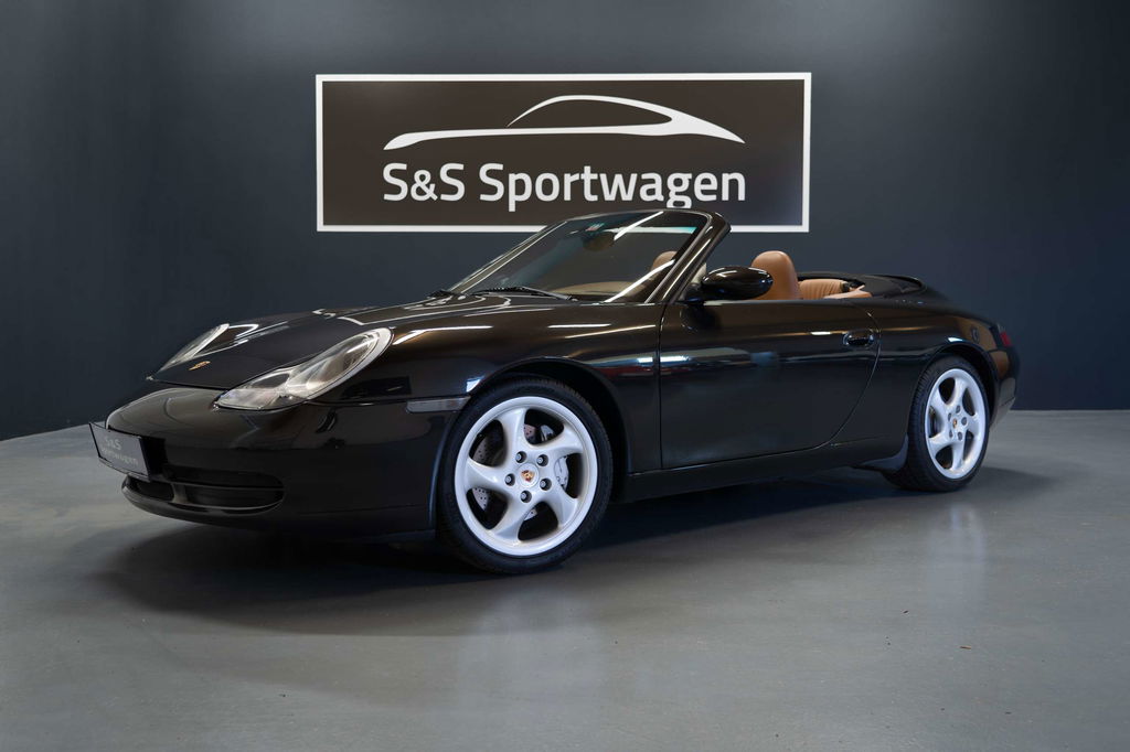 Porsche 996 Carrera 4