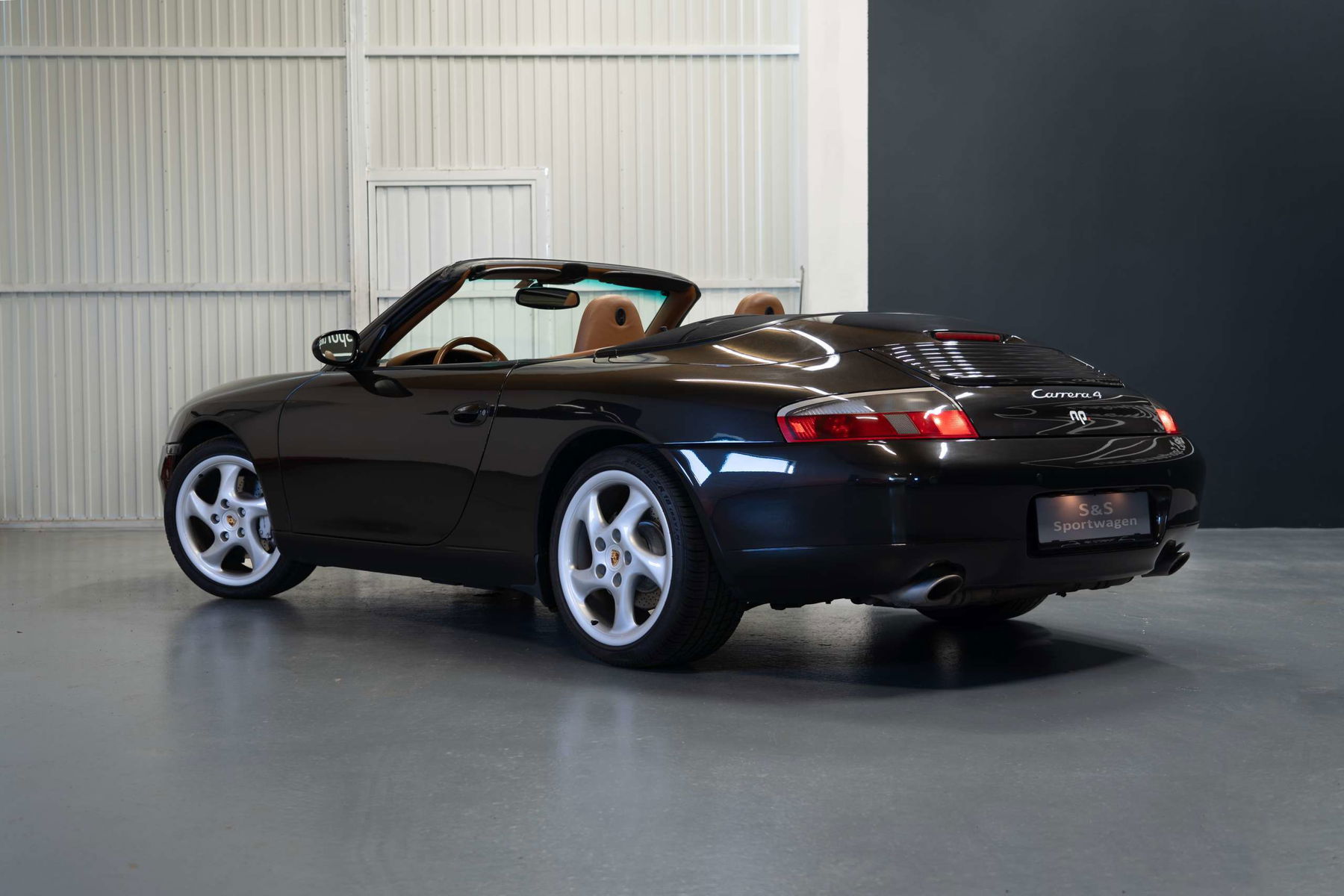 Porsche 996 Carrera 4