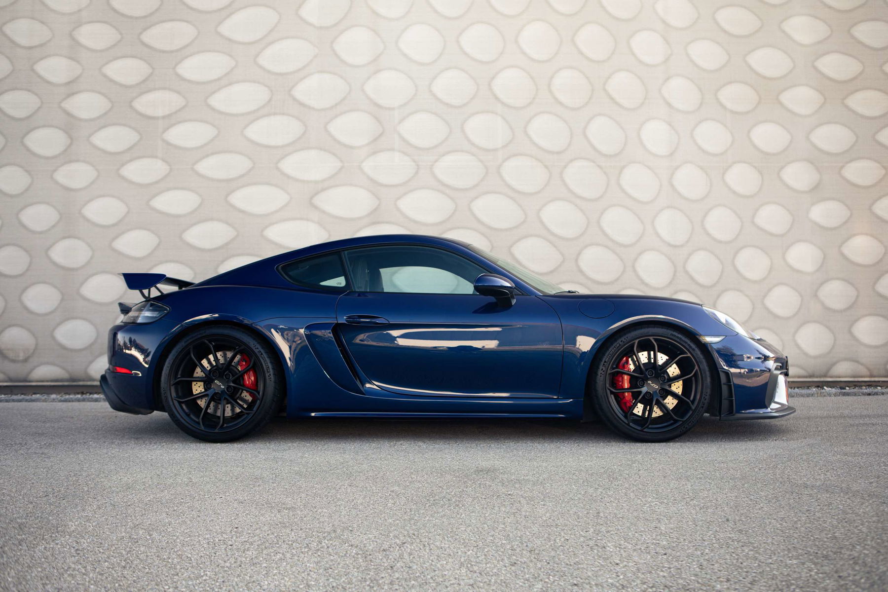 Porsche 718 Cayman GT4